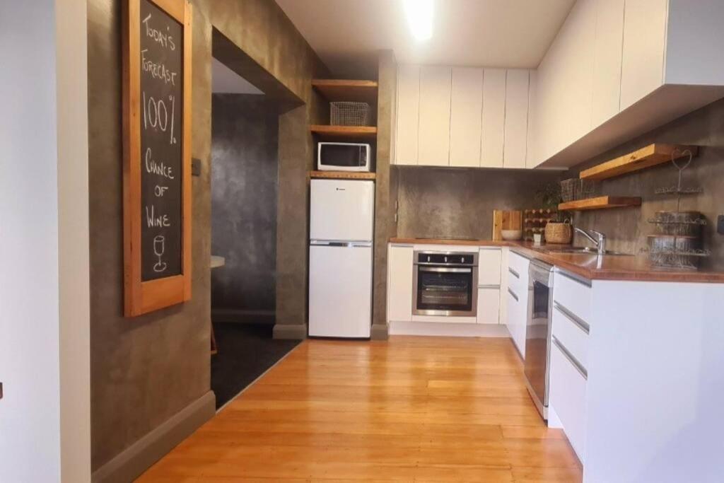 ביאנהיים Apartment 5 - Haddin Court - Modern Loft Style מראה חיצוני תמונה