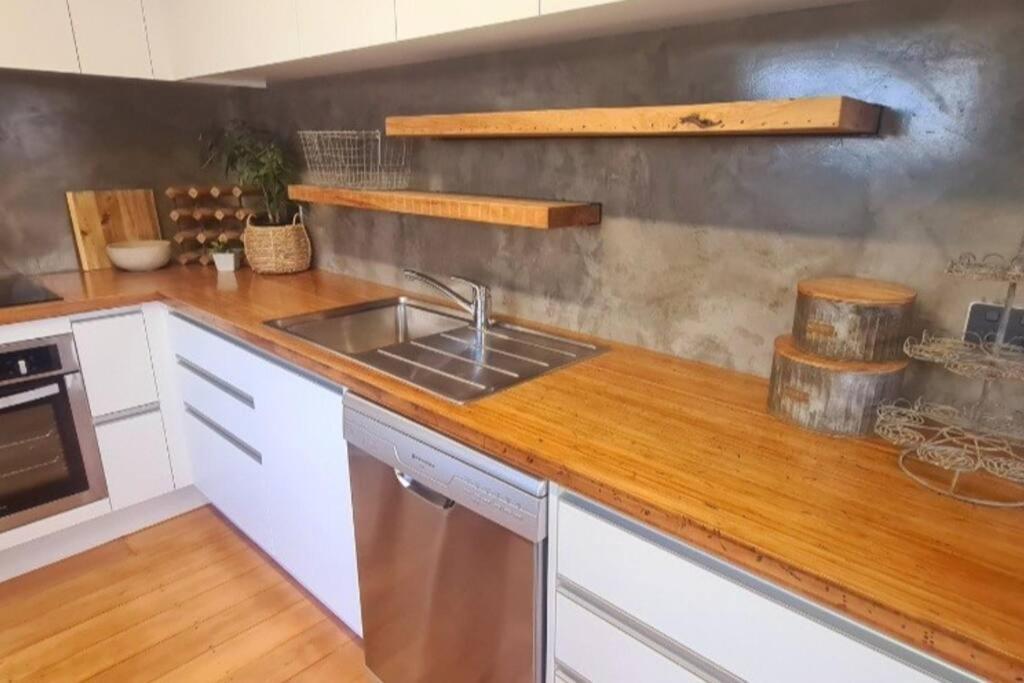 ביאנהיים Apartment 5 - Haddin Court - Modern Loft Style מראה חיצוני תמונה